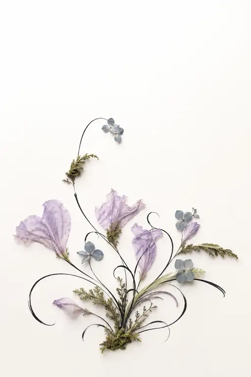 Violet Blossoms Swaying on Calligraphic Stems