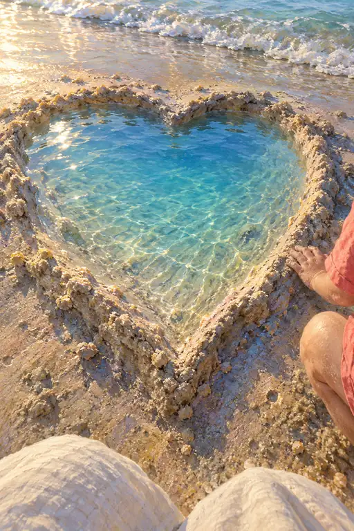 Azure Tide in a Heart of Sand
